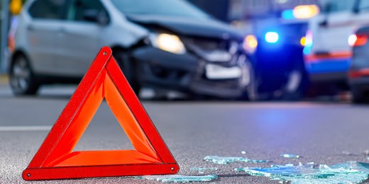 Unfalldreieck mit Blaulicht 