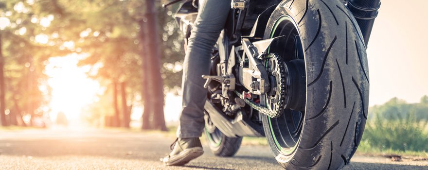 Motorradreifen. Die schönsten Motorradrouten.